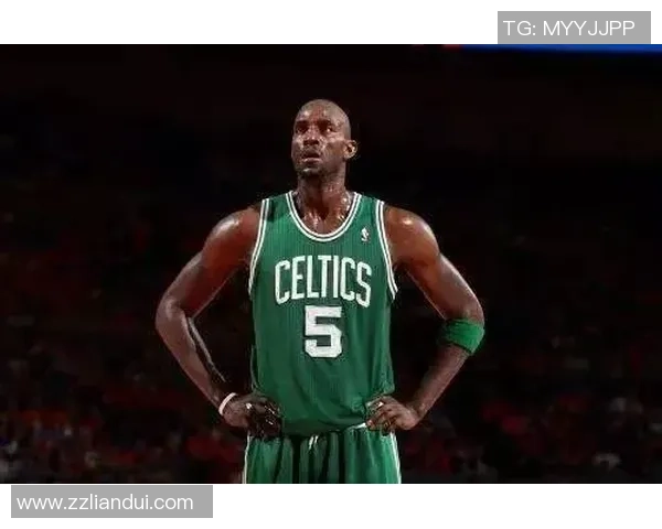 卡里姆本泽马再度闪耀赛场展现传奇前锋无与伦比的领袖风采